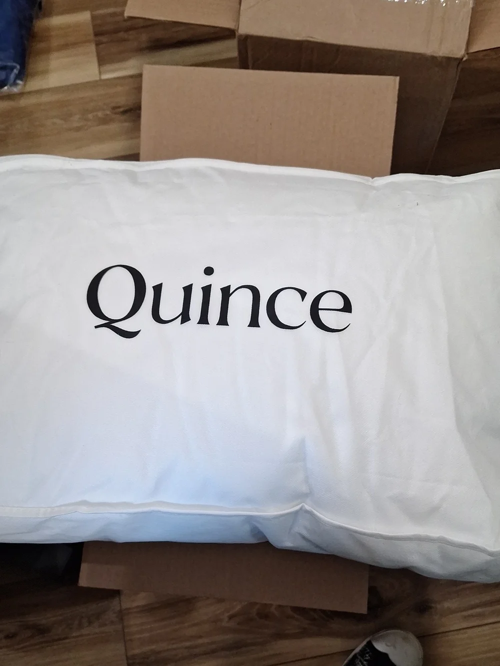Quince Premium Down Alternative Standard Soft?? NEW